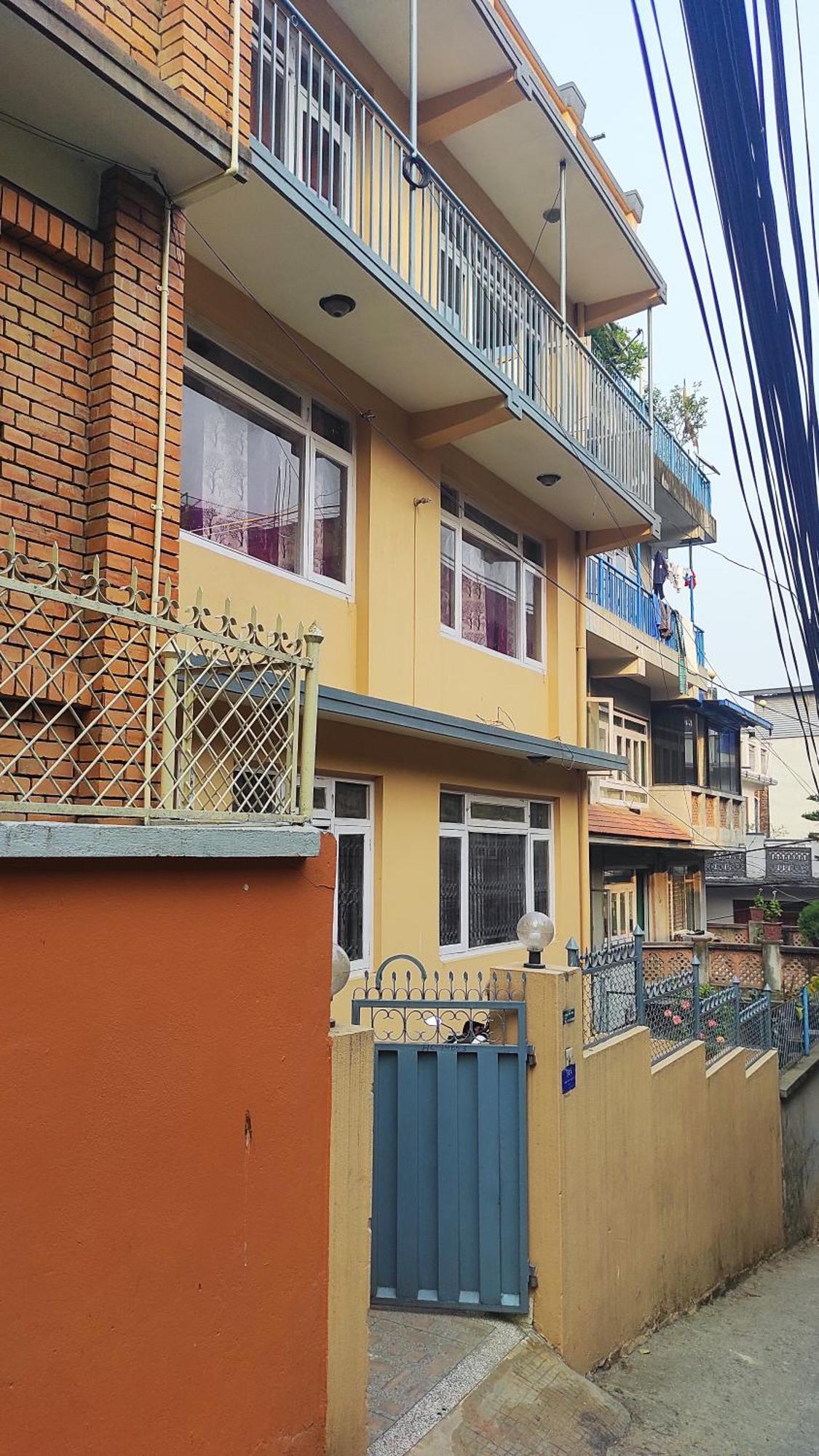 Budget Backpackers Hotel Lalitpur Ngoại thất bức ảnh