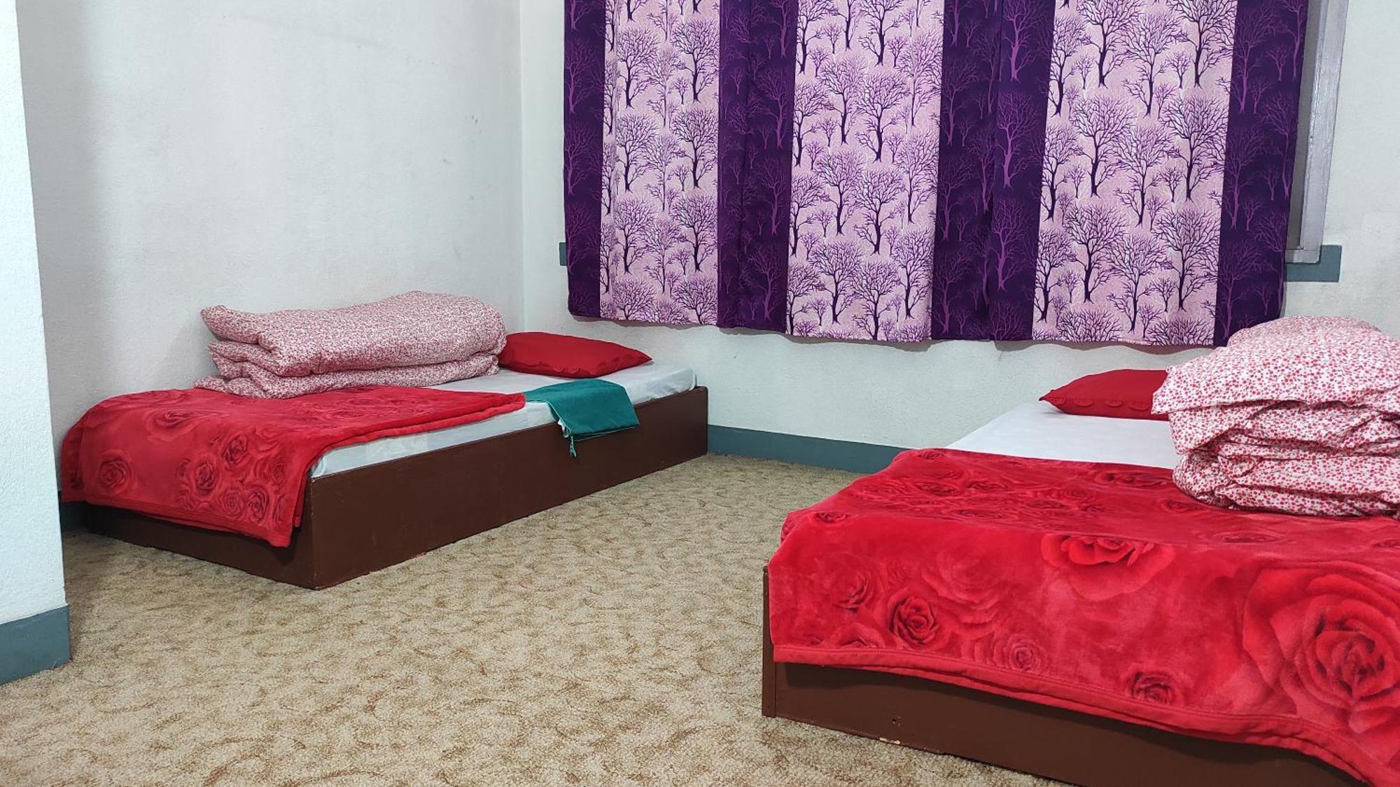 Budget Backpackers Hotel Lalitpur Ngoại thất bức ảnh