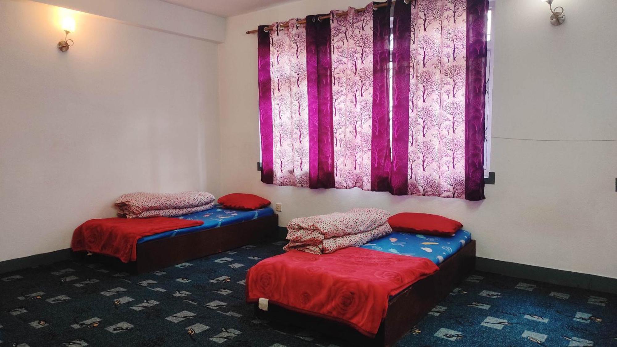 Budget Backpackers Hotel Lalitpur Ngoại thất bức ảnh